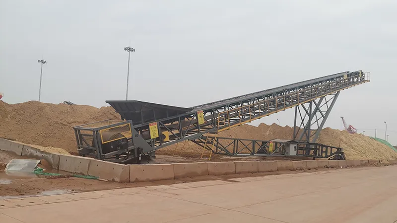 Mobile Shiploader and Stacker