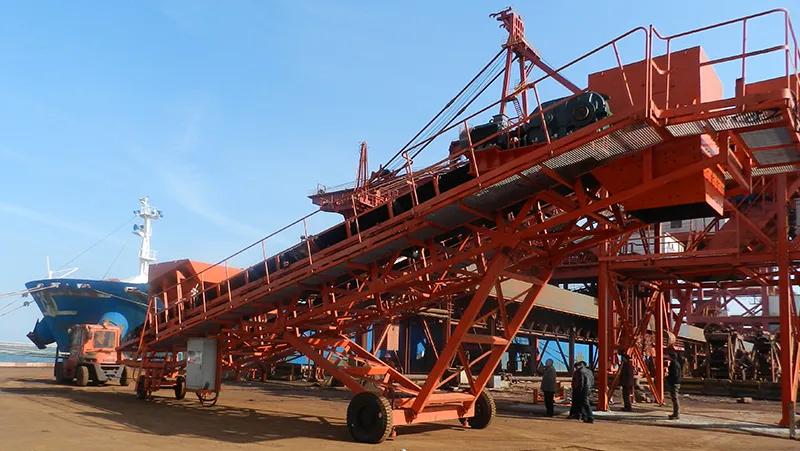 Mobile Shiploader and Stacker